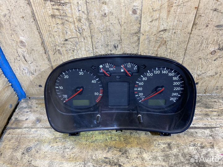 Панель приборов VW Golf 4 дизель 772012