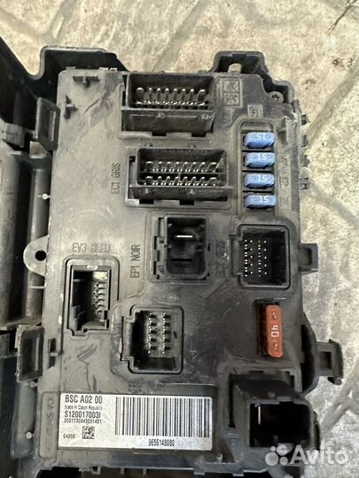 Peugeot 407 блок комфорта