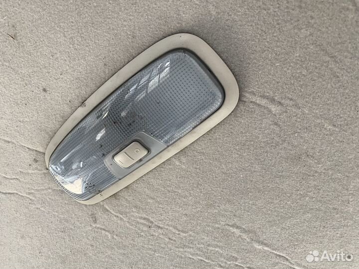 Плафон центральный Ford Focus 2