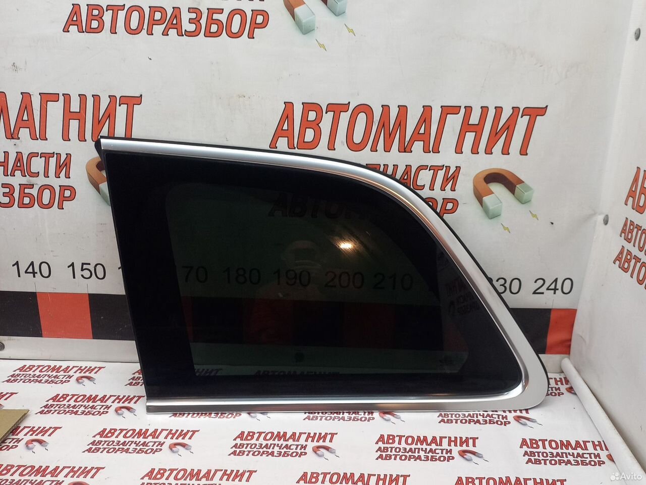 Форточка задняя левая Lixiang L9 Лисян Ли9