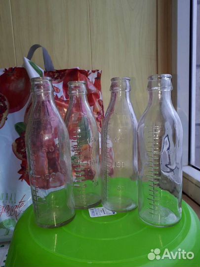 Бутылка стеклянная