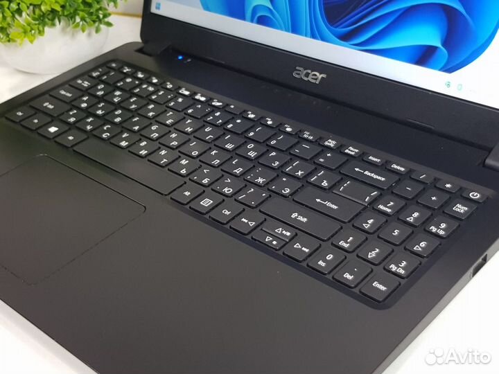 Ноутбук Acer i3 1005G1, 8Gb, SSD 256Gb, 15.6