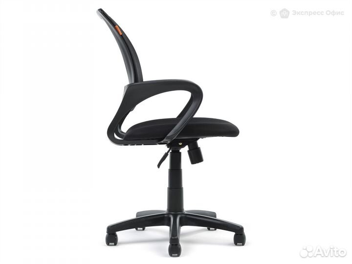 Кресло офисное Chairman 696