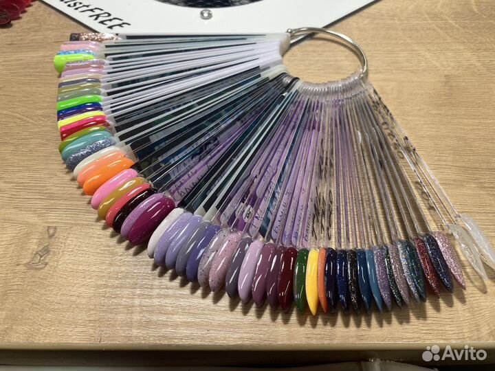 Гель лаки и базы для маникюра