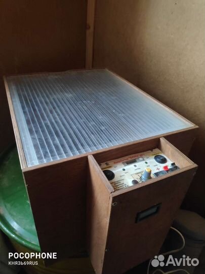 Инкубатор Блиц 48 б/у автоматический