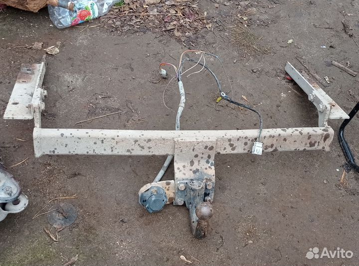 Фаркоп на Honda CR-V 1