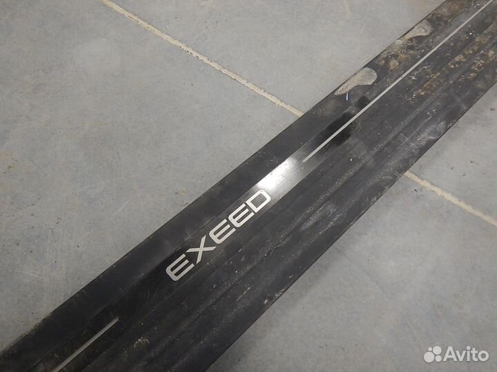 Б/У Подножка левая, exeed (Эксид) -VX (21)