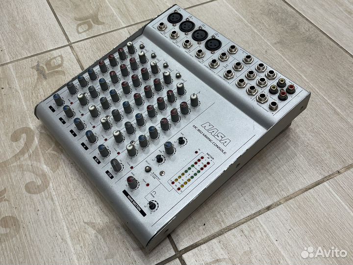 Микшерный пульт