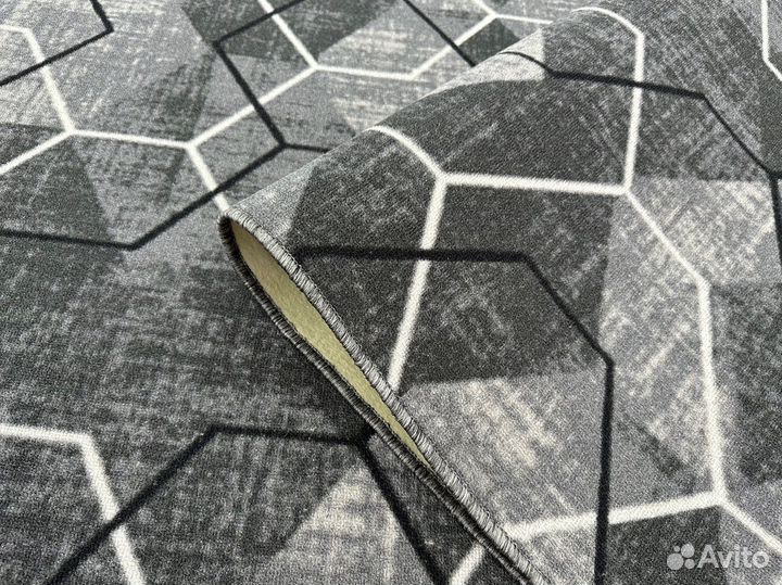 Палас 2х3 новый, современный