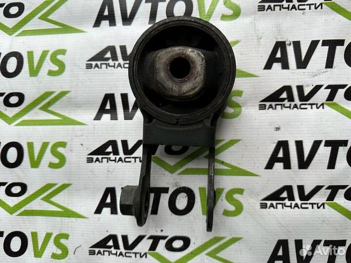 Опора двигателя задняя Toyota Vitz SCP90 Оригинал