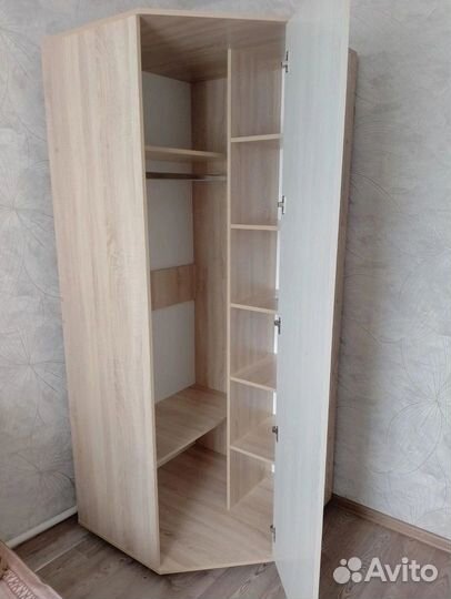 Шкаф Угловой.Новый