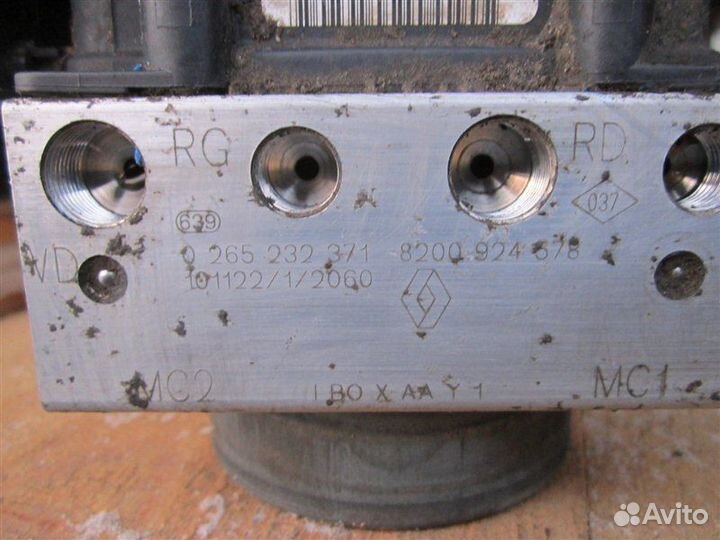 Блок abs Renault Symbol