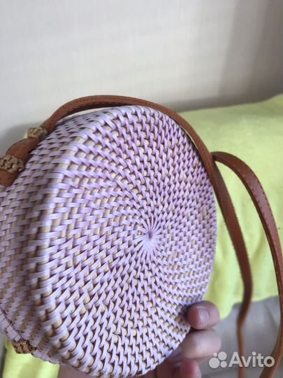 Сумка из соломки плетеная