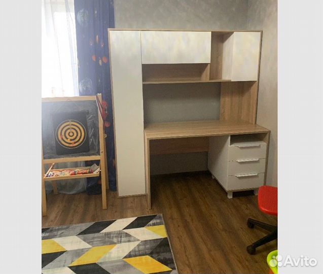 Стол компьютерный / Стол письменный