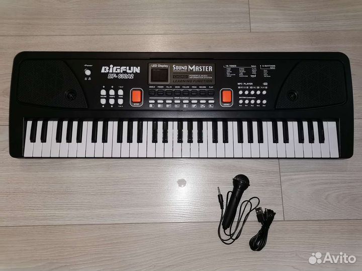 Новый синтезатор MP3 на 61 клавиш