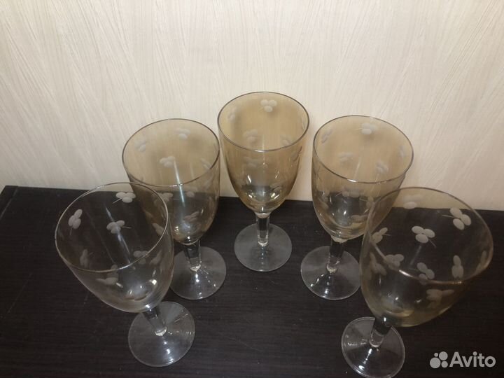 Хрустальные бокалы