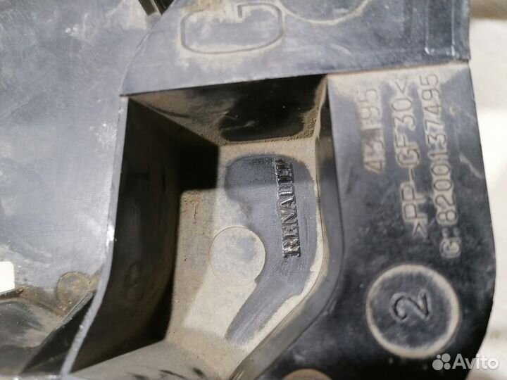 Кронштейн крепление фары Renault megane 2 Лев