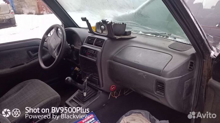 Suzuki Vitara 2.0 МТ, 1997, 327 475 км