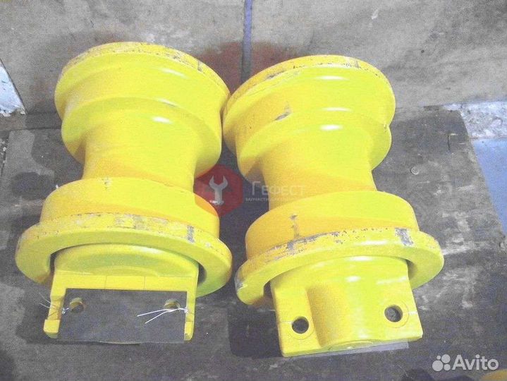 Каток поддерживающий Doosan DX235NLC K1037728