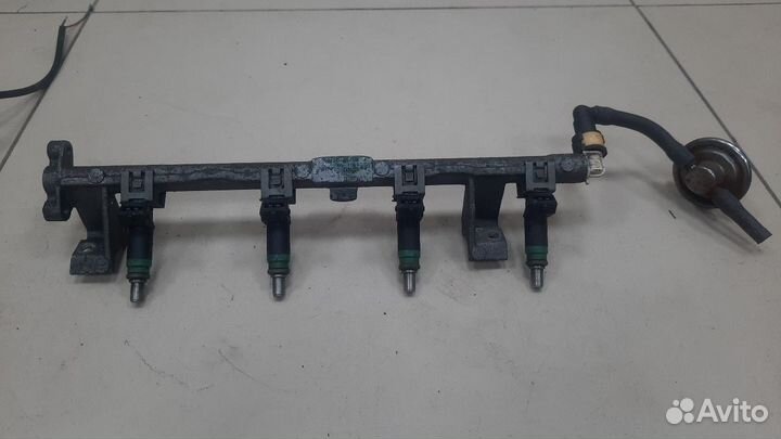 Рейка топливная (рампа) Ford Focus