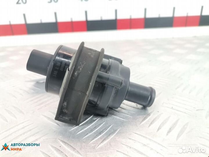 Помпа Opel Signum C рест. 2006 13106848