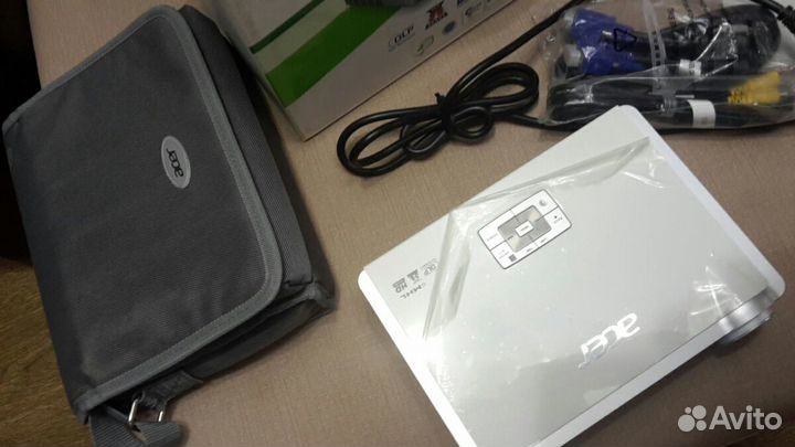 Acer K335