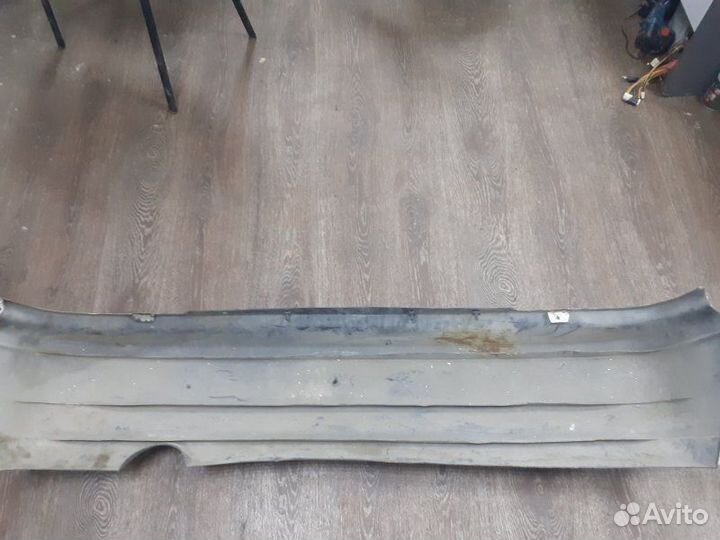 Бампер задний Toyota Vista