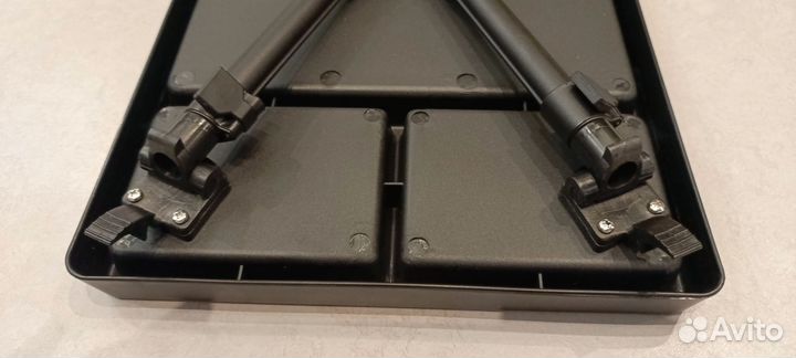 Столик для прикормки