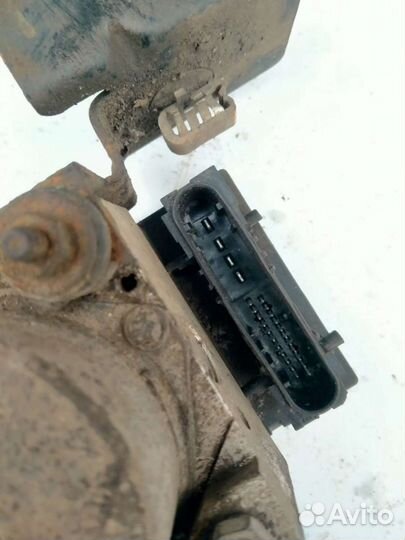 Блок абс Рено Логан 1. 2006 г