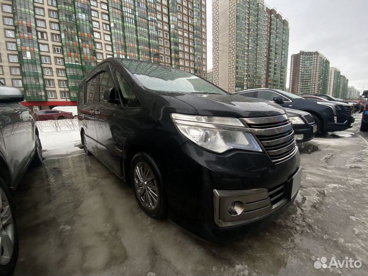 Nissan Serena 2.0 CVT, 2014, 107 500 км