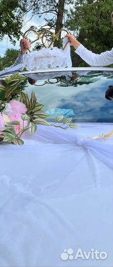 Свадебные украшения на машину