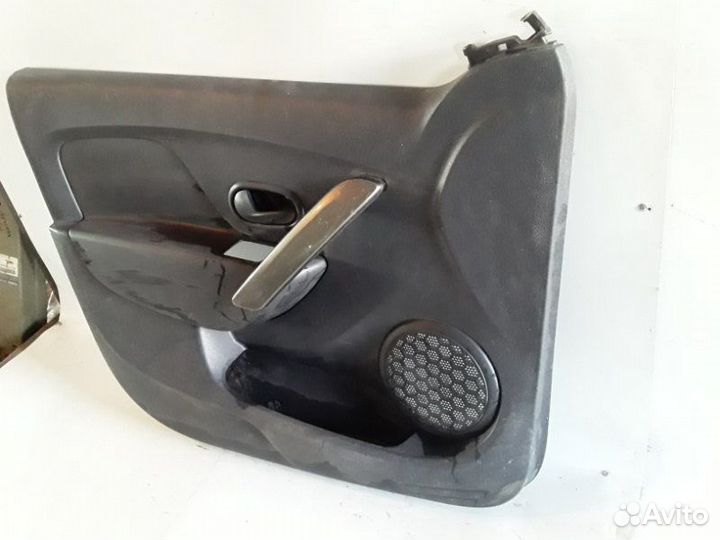 Обшивка двери передняя левая Renault Logan 2 2014