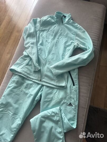 Спортивный костюм adidas