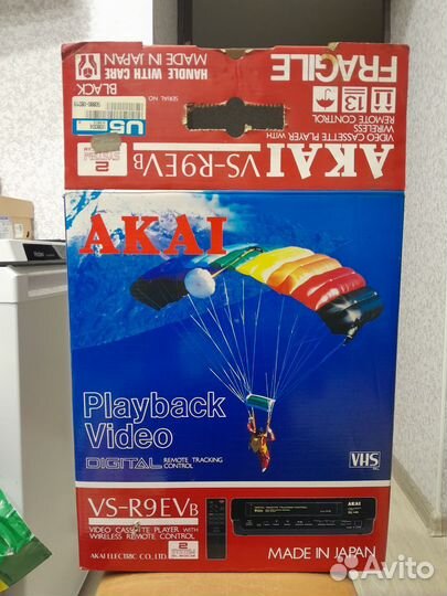 Видеомагнитофон akai
