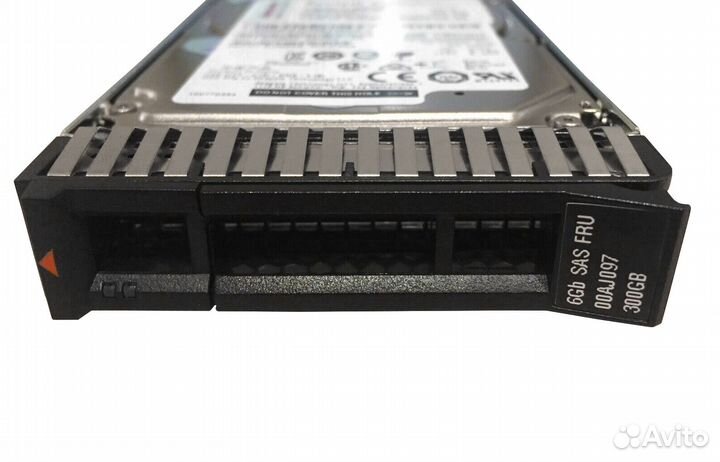 Жесткий диск Lenovo 300Gb 00AJ100 00AJ097 SAS 2,5