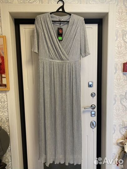 Нарядное платье