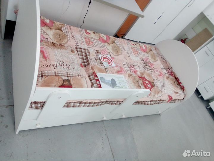 Кроватрка детская одинарка 1700-800