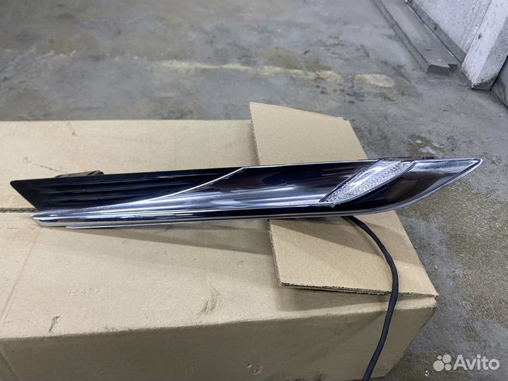 Повторитель передний правый BMW 6 f06/f12