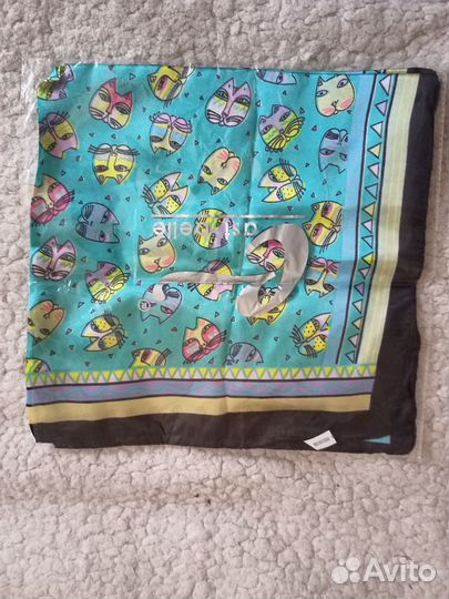Платок женский из натурального шелка 60х60