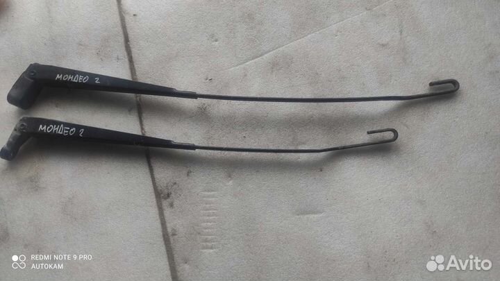 Поводок стеклоочистителя Ford Mondeo 2