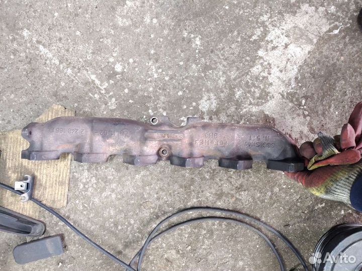 Выпускной коллектор M57 с дефектом