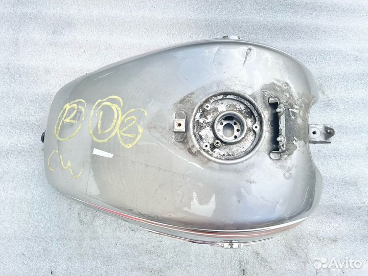 Kawasaki Mean Streak VN1500 2003 бензобак