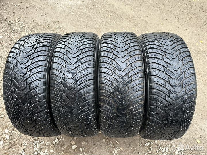 Nokian Tyres Hakkapeliitta 8 SUV 265/65 R17