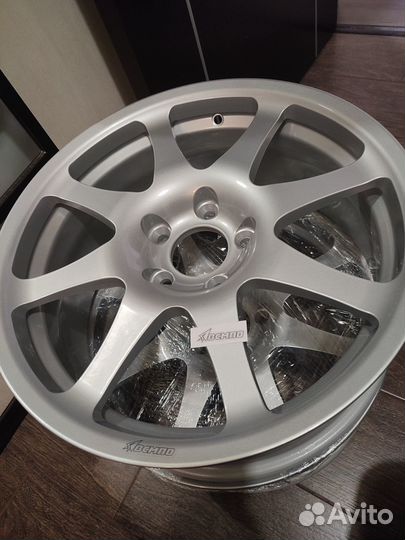 Всмпо Пантера vsmpo R17 5*112 7,5J ET35 6.8 кг