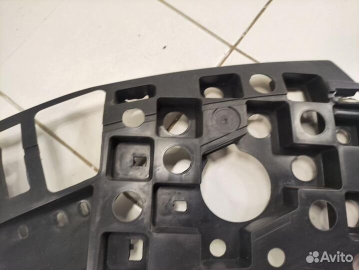 Кронштейн переднего бампера левый Peugeot 3008 I (2009—2013)