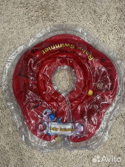 Погремушки,круг для плавания,клеёнка