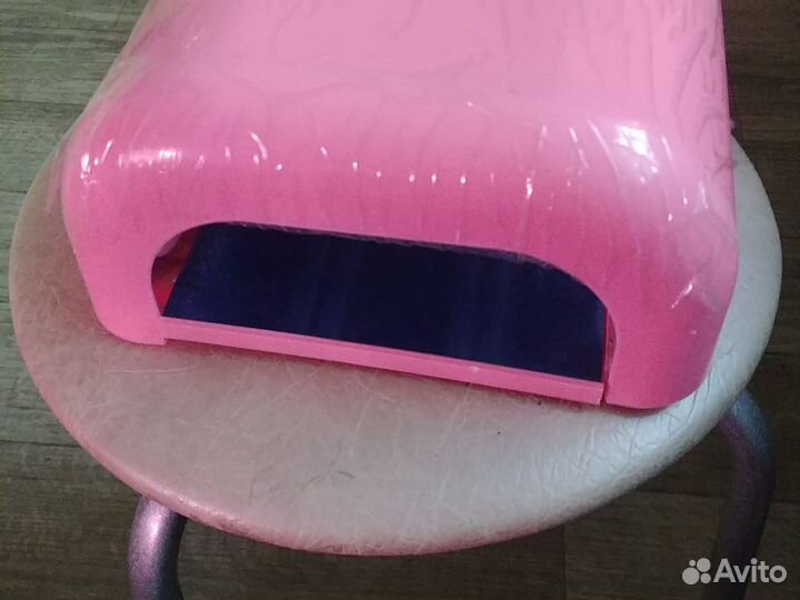 Лампа ультрафиолетовая обычная и мощная