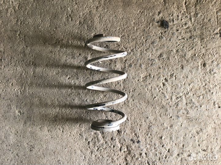 Chevrolet aveo т300 пружина