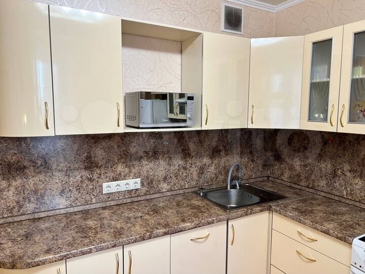 2-к. квартира, 60 м², 9/25 эт.