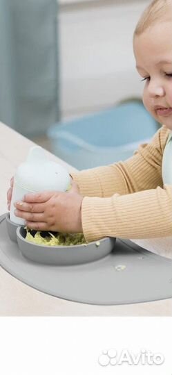 Силиконовая тарелка-подносик Stokke